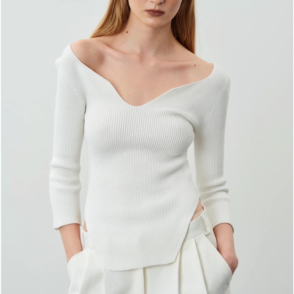 Source Unknown wide neck white ribbed long sleeve top